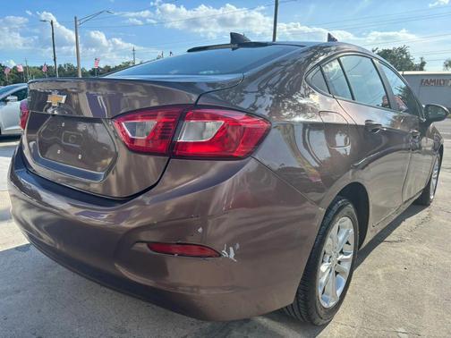 2019 Chevrolet Cruze LS