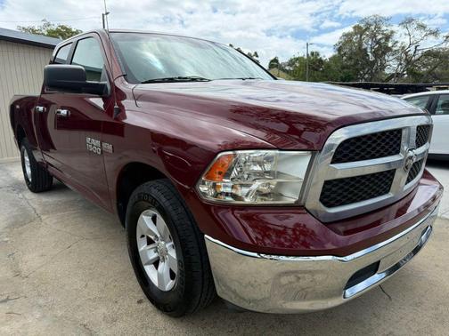 Delmonico Red Pearlcoat 2018 RAM 1500 SLT