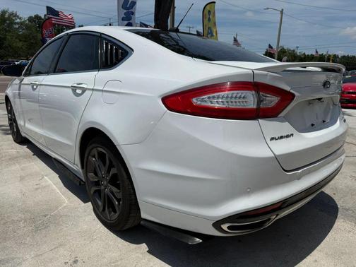White 2016 Ford Fusion Titanium