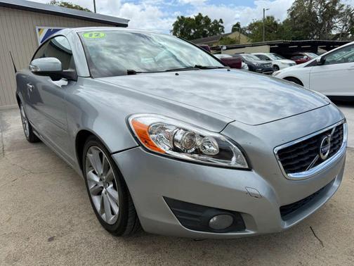 Electric Silver Metallic 2012 Volvo C70 T5