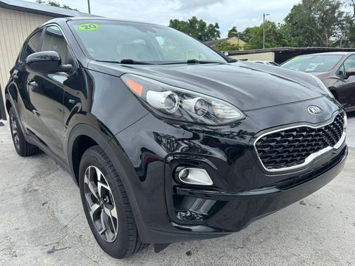 Black Cherry Pearl 2020 Kia Sportage LX
