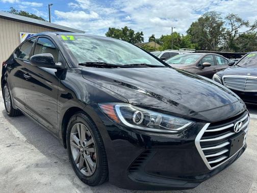 Phantom Black 2017 Hyundai ELANTRA SE