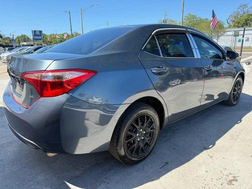 Gray 2017 Toyota Corolla LE