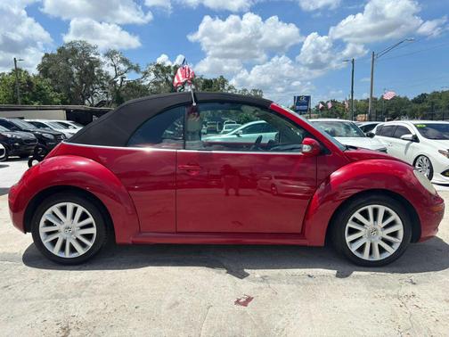 2008 Volkswagen New Beetle SE