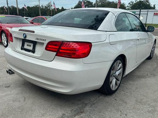 2011 BMW 328 328i Convertible 2D