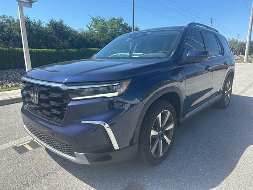 2025 Honda Pilot Touring