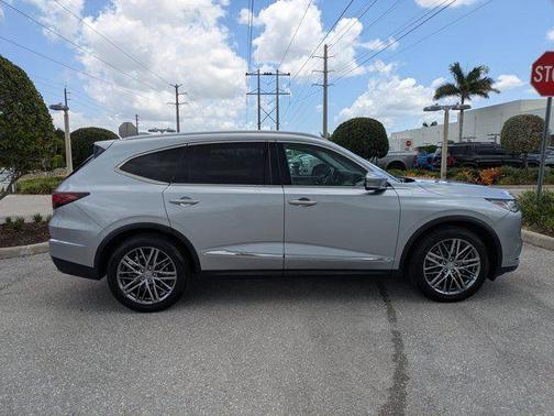 Silver Metallic 2024 Acura MDX Advance