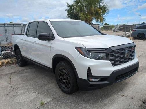 2025 Honda Ridgeline TrailSport+