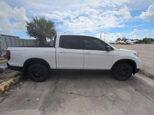 2025 Honda Ridgeline TrailSport+