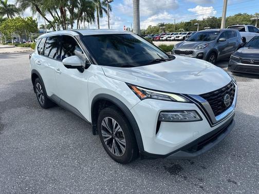 2021 Nissan Rogue SV