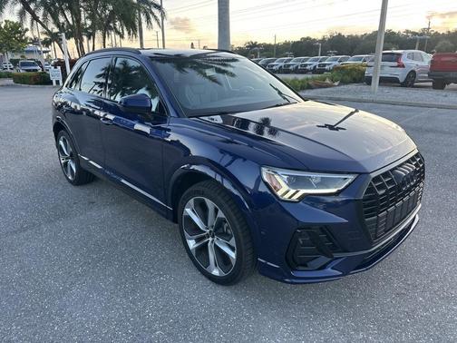 2021 Audi Q3 45 S line Premium