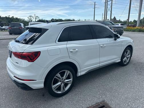 2020 Audi Q3 45 S line Premium