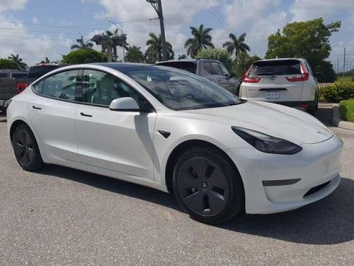 2021 Tesla Model 3 Long Range