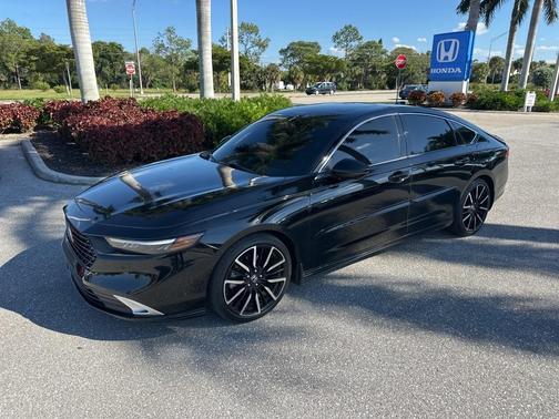 2023 Honda Accord Hybrid Touring