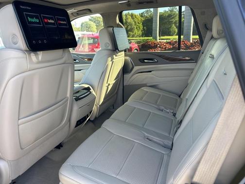 2024 Cadillac Escalade Premium Luxury Platinum