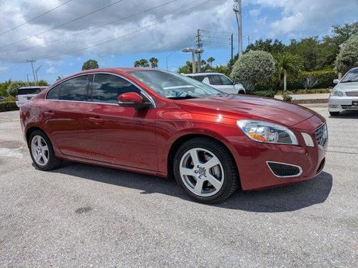 Flamenco Red Metallic 2012 Volvo S60 T5