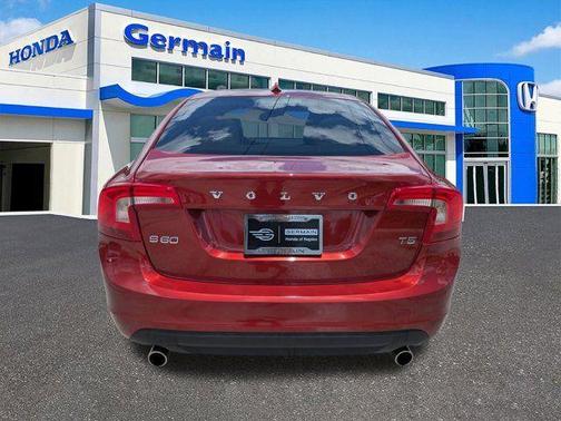 Flamenco Red Metallic 2012 Volvo S60 T5
