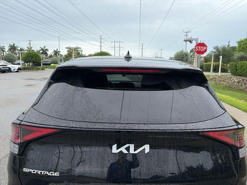 Ebony Black 2024 Kia Sportage EX