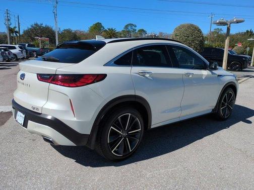 2023 INFINITI QX55 LUXE