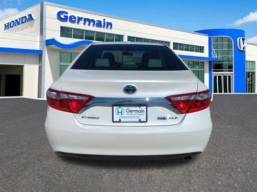 2016 Toyota Camry Hybrid XLE