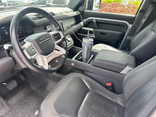 2020 Land Rover Defender 110 First Edition