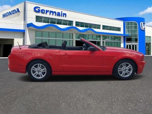 2013 Ford Mustang V6
