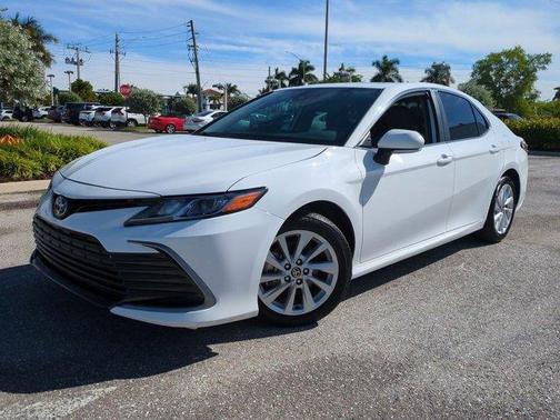 2024 Toyota Camry LE