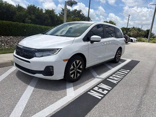 Platinum White Pearl 2025 Honda Odyssey EX-L