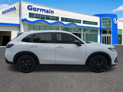 Platinum White Pearl 2027 Honda HR-V Sport