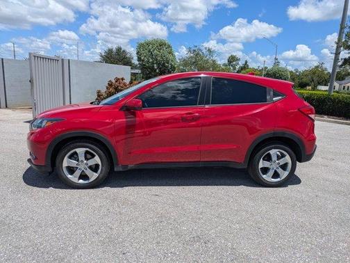 Red 2018 Honda HR-V LX