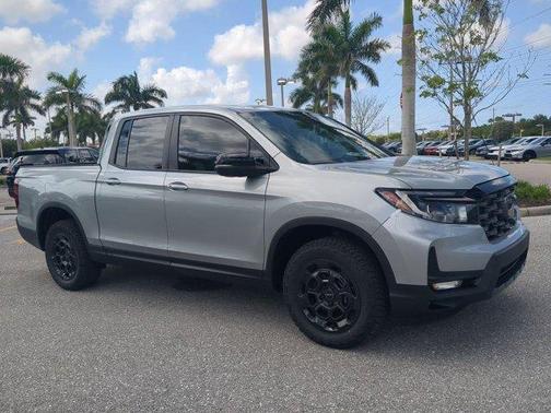 2025 Honda Ridgeline TrailSport+
