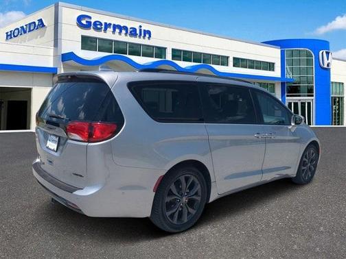 2019 Chrysler Pacifica Limited