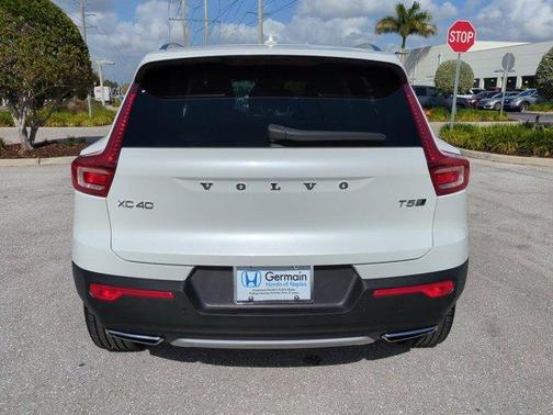 2020 Volvo XC40 T5 Inscription