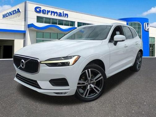 2021 Volvo XC60 T5 Momentum