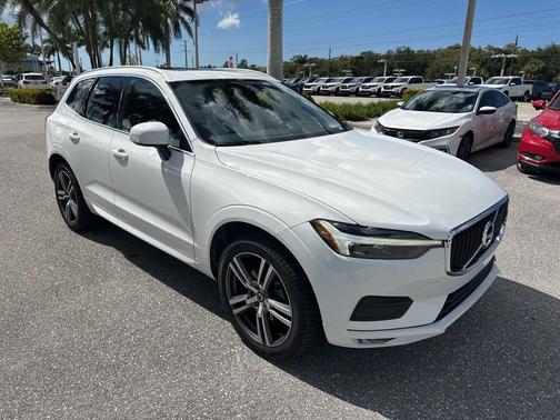 2021 Volvo XC60 T5 Momentum
