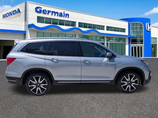 Silver 2021 Honda Pilot Elite