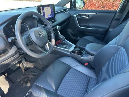 2023 Toyota RAV4 Hybrid XSE
