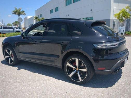 2024 Porsche Macan S