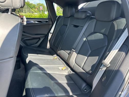 2024 Porsche Macan S