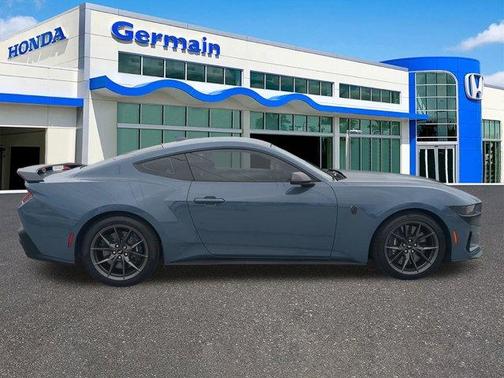 2024 Ford Mustang Dark Horse