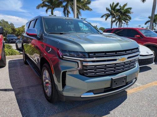 2023 Chevrolet Suburban Premier