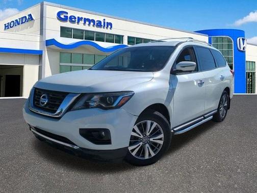 2020 Nissan Pathfinder SL
