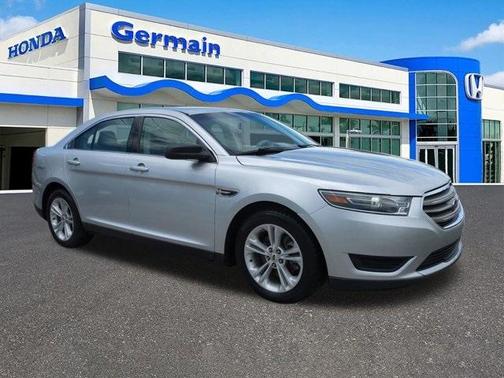 2018 Ford Taurus SE