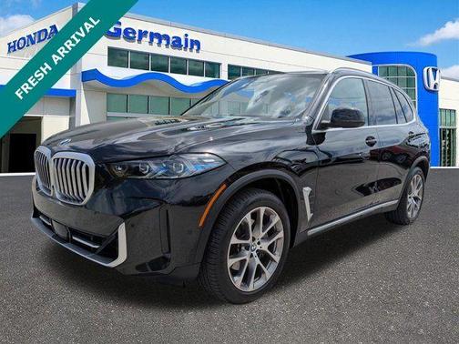 Black Sapphire Metallic 2024 BMW X5 xDrive40i