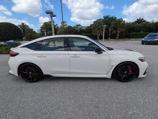 2025 Honda Civic Type R Base