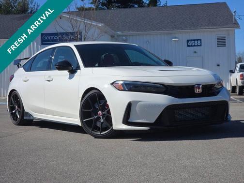 2025 Honda Civic Type R Base