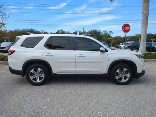 2024 Honda Pilot EX-L 7-Passenger