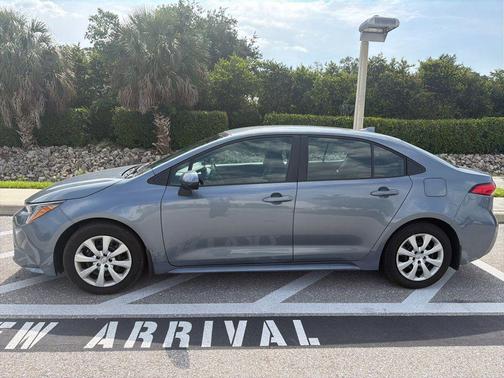 CELESTITE 2025 Toyota Corolla LE