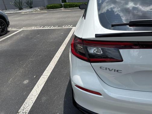 Platinum 2023 Honda Civic Sport