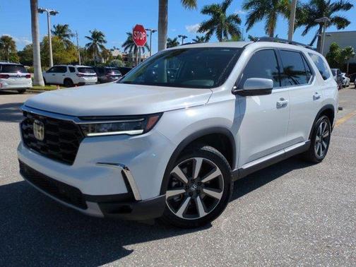 2024 Honda Pilot Touring
